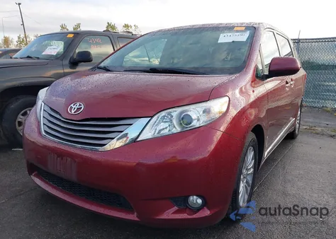 2015 Toyota Sienna Xle 8 Passenger from USA, damaged, VIN 5TDYK3DC2FS648531